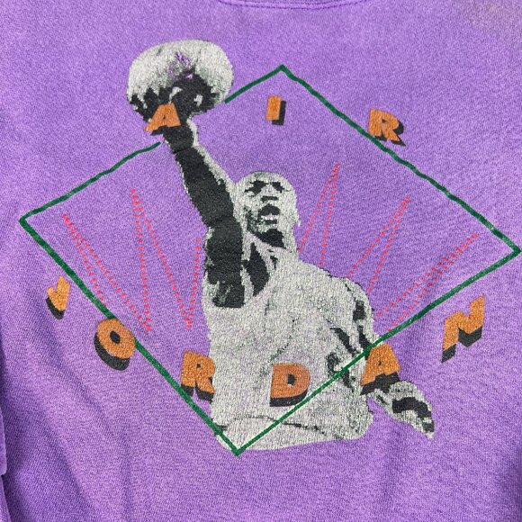 VTG 90s Nike Air Jordan Sweatshirt Youth Boxy Medium Purple Thrashed Crewneck - Picture 9 of 16